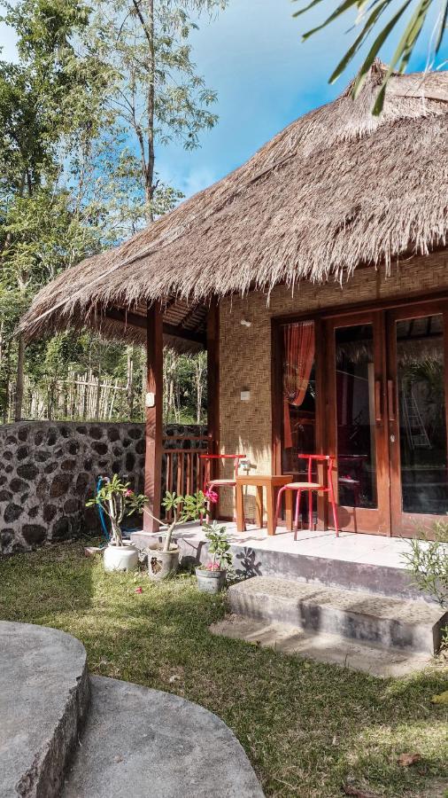Airas' Garden Homestay Eco Bungalows Kuta  Eksteriør billede