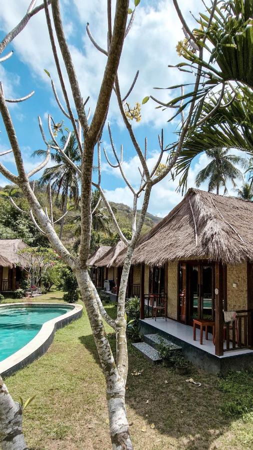 Airas' Garden Homestay Eco Bungalows Kuta  Eksteriør billede