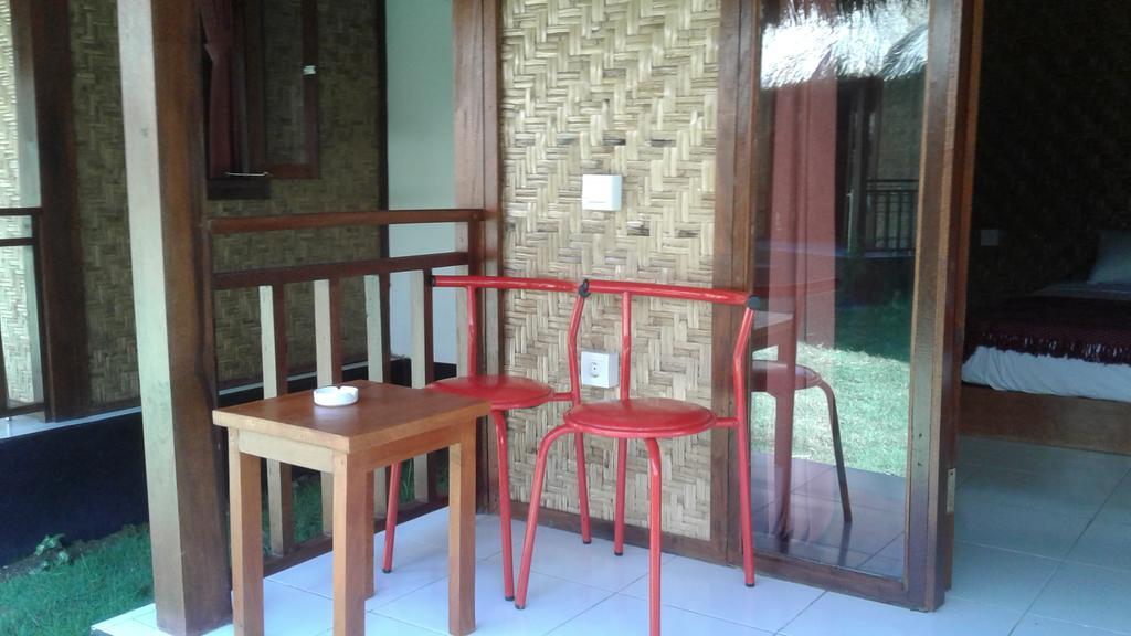 Airas' Garden Homestay Eco Bungalows Kuta  Eksteriør billede